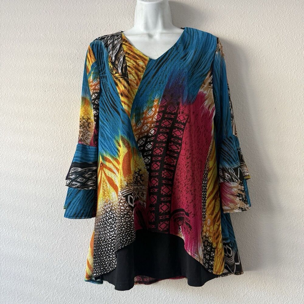 CALESSA Tunic Top Womens Size S Multicolor Geometric Print V-Neck Hi-Low